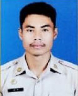 นายรวุฒิ สุนา