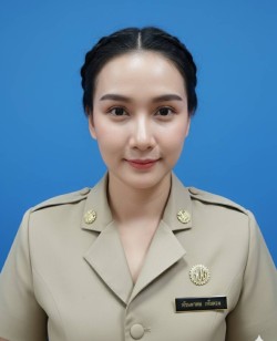นางสาวทัศนวรรณ กลิ่นหอม