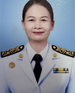 นางมณี สีลารักษ์